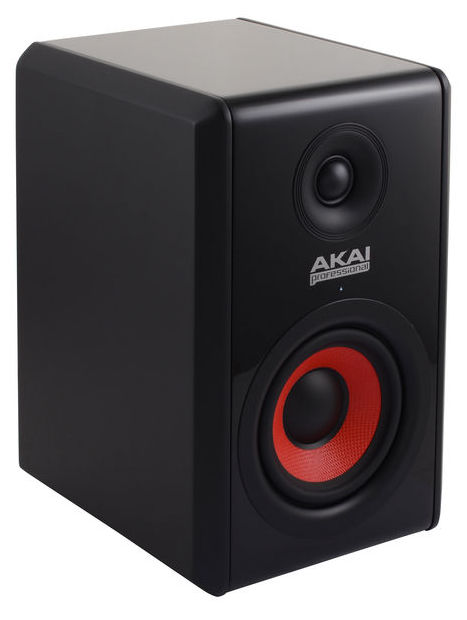 Активный студийный монитор Akai Pro RPM500