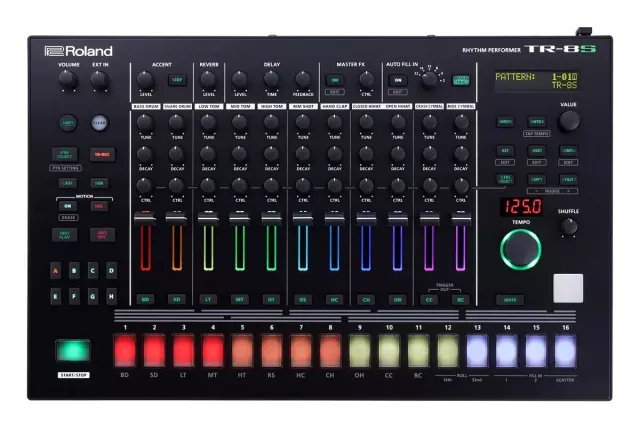 Roland TR-8S