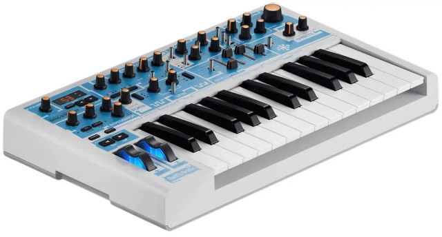 Novation Bass Station II Swifty Edition - фото2