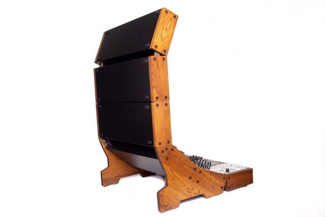 DNGR:TECH 3UFO 18U Monster Case - фото2 DNGR:TECH 3UFO 18U Monster Case - фото2