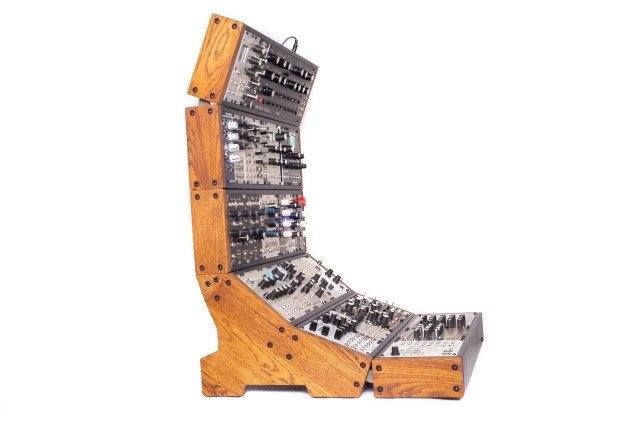 DNGR:TECH 3UFO 18U Monster Case - фото1 DNGR:TECH 3UFO 18U Monster Case - фото1