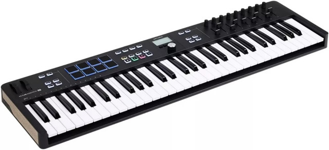 Arturia KeyLab Essential 61 MK3 Black - фото2 Arturia KeyLab Essential 61 MK3 Black - фото2