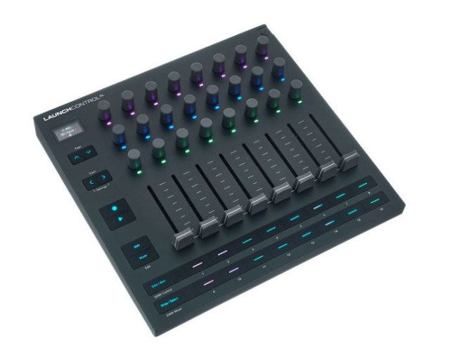 Novation Launch Control XL MK3 - фото2 Novation Launch Control XL MK3 - фото2