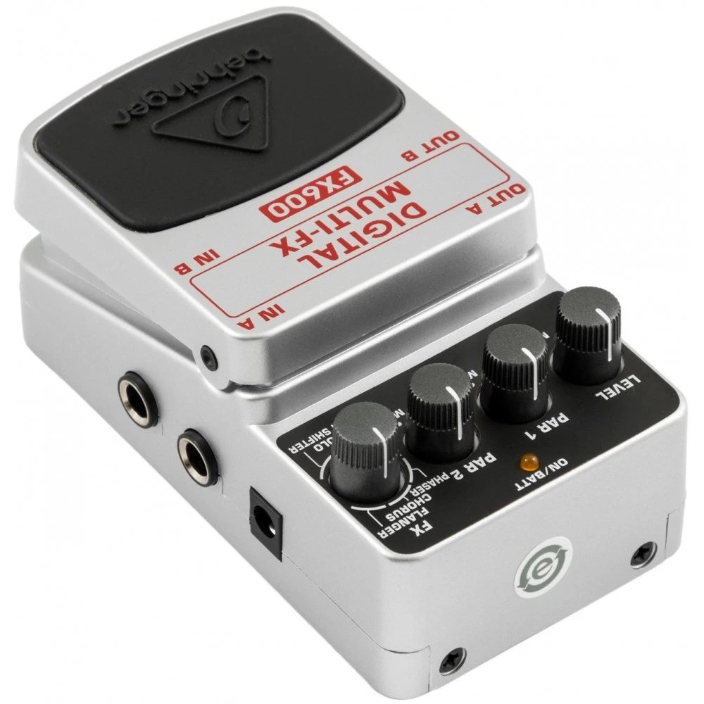 Behringer FX600 фото-4