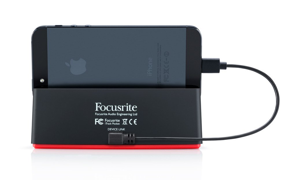 Комплект с аудиоинтерфейсом Focusrite iTrack Pocket